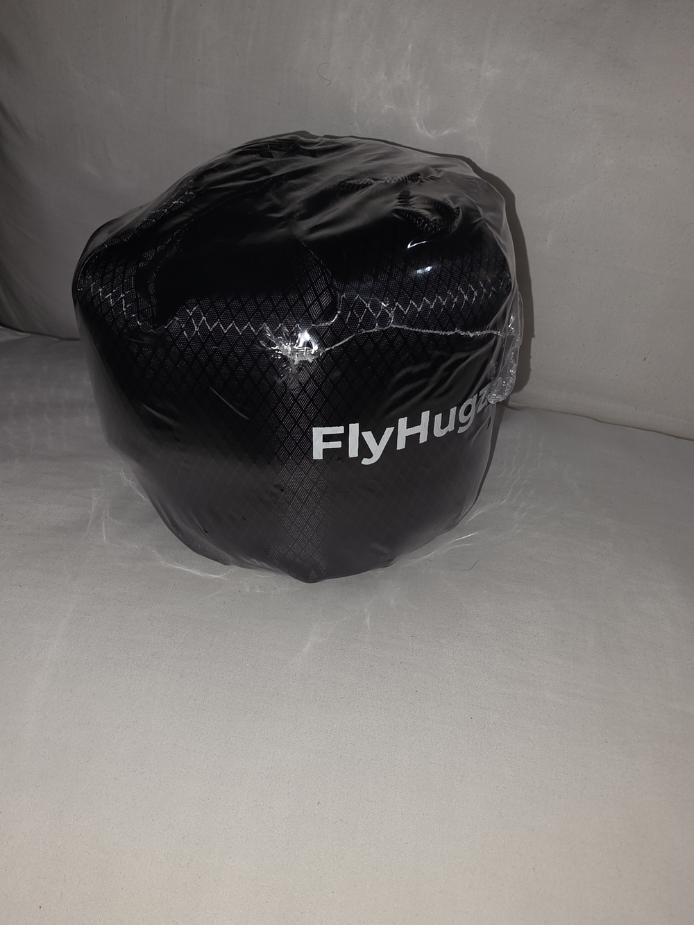 Flyhugz Travel Neck Pillow - Picture 2 of 6